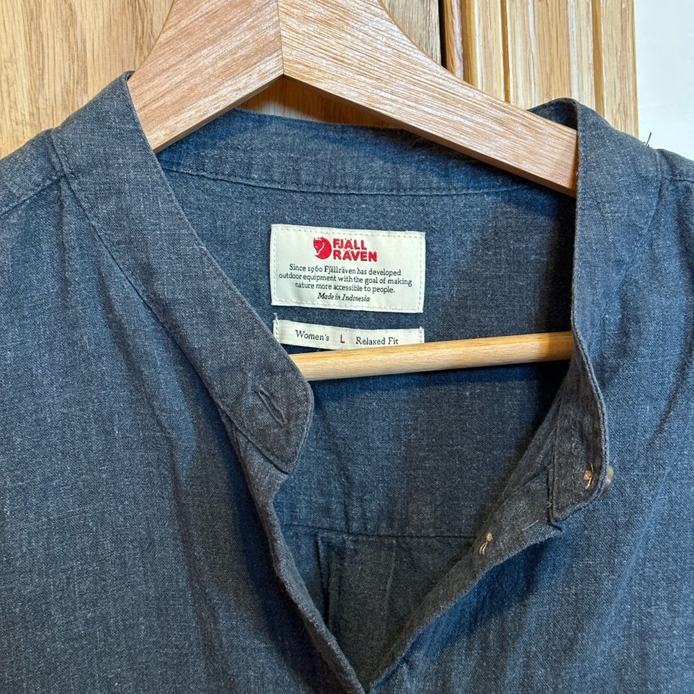 Fjällräven Övik Hemp SS Relaxed Fit Women’s Large Blue Button-Up Shirt - Picture 4 of 10